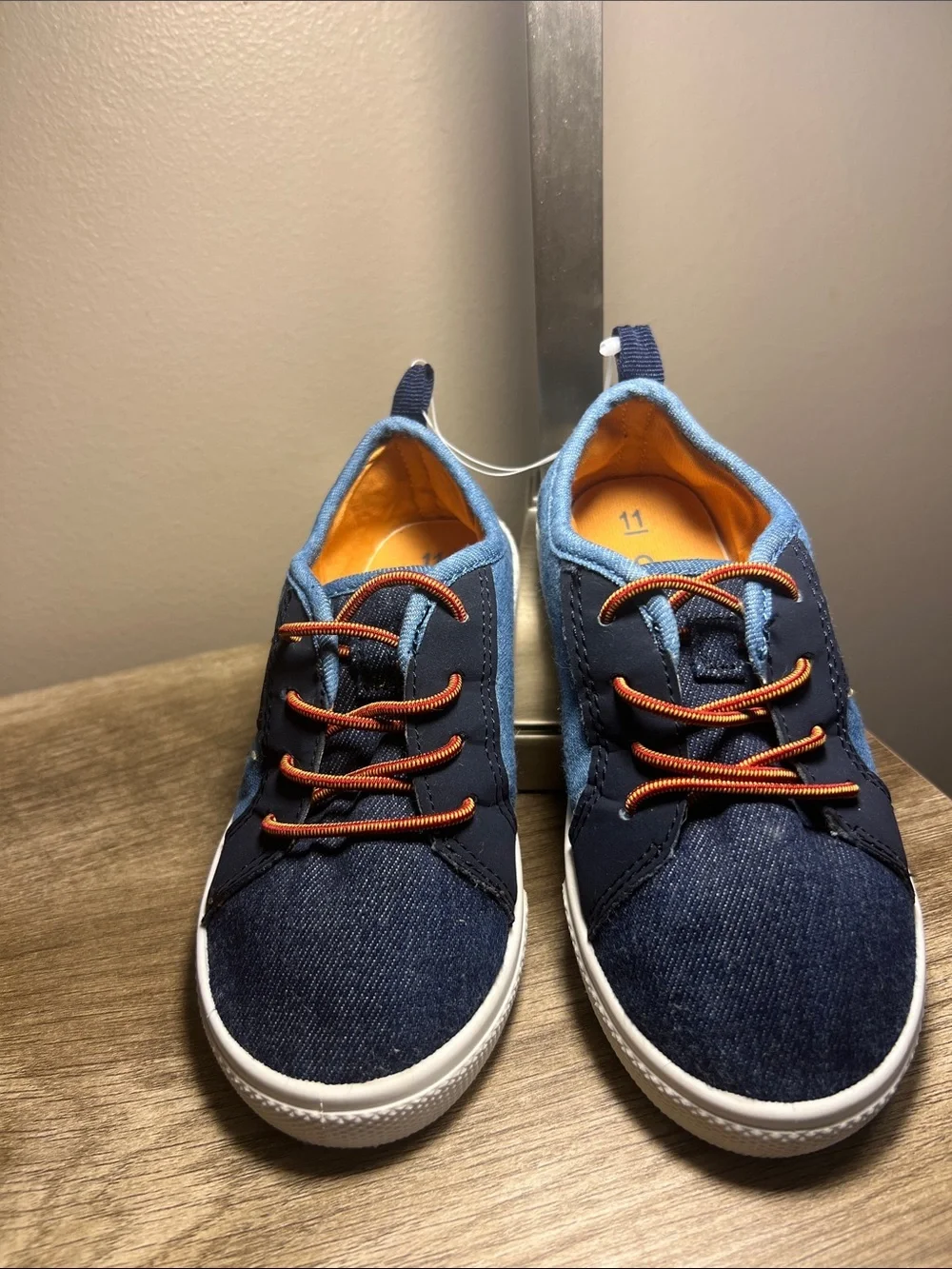 Carters stylish low